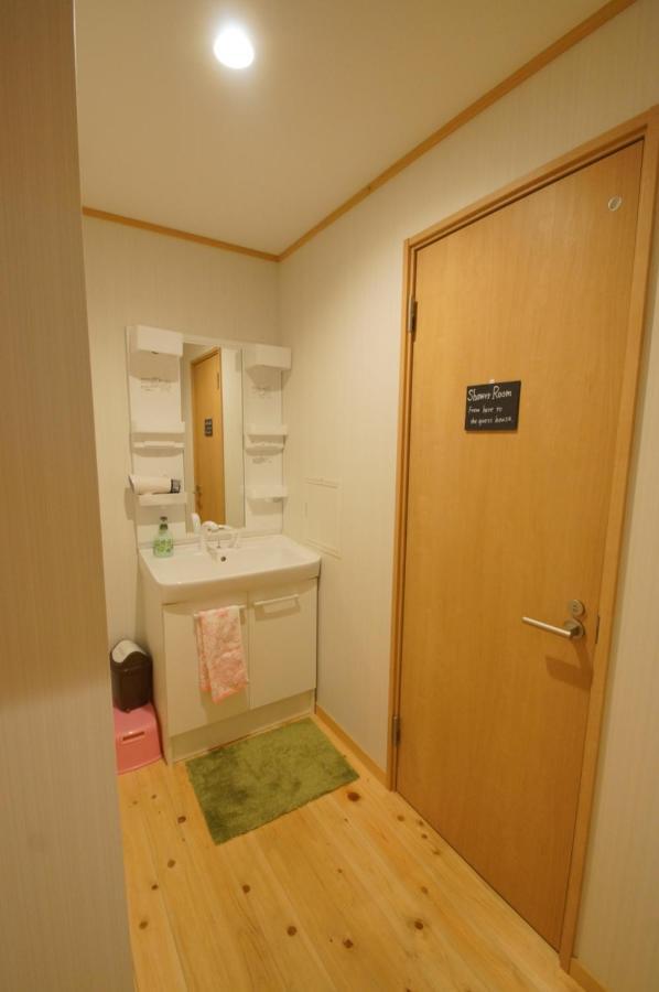 Guesthouse Arakura Фудзиёсида Экстерьер фото